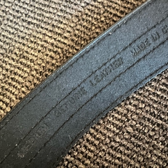 Guess Black Genuine Leather Belt - Picture 3 of 4